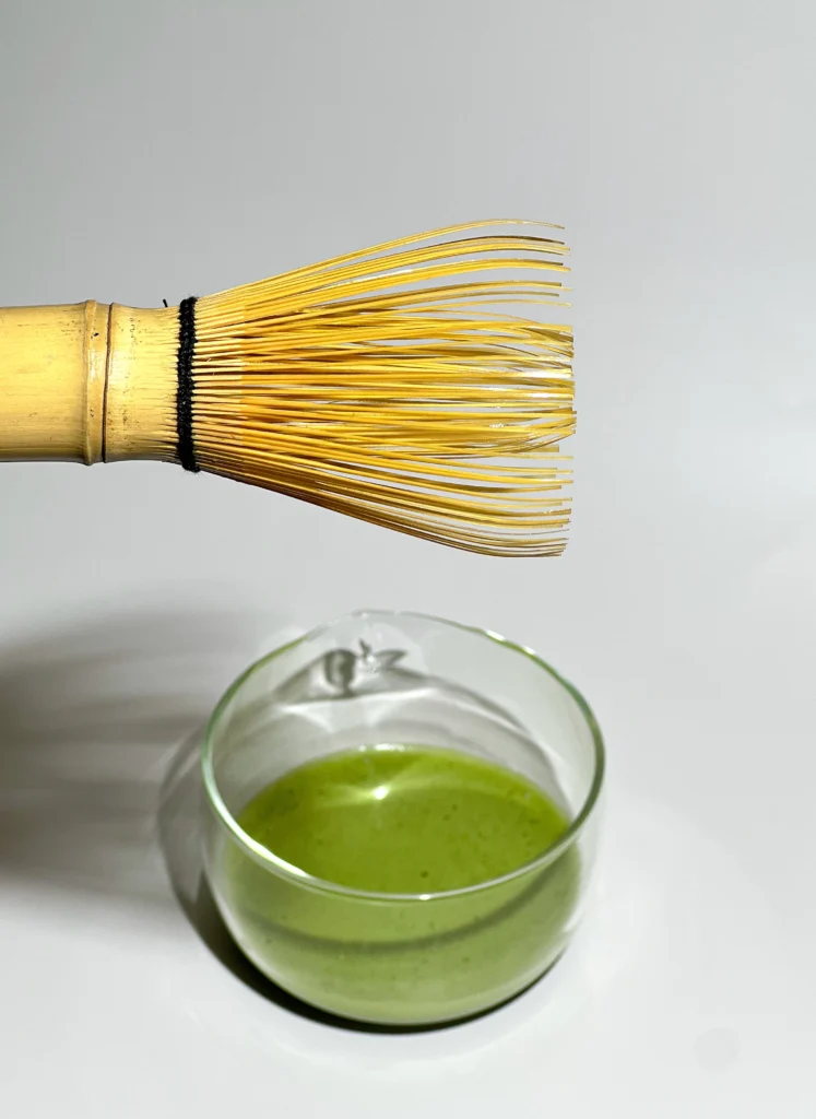 Matcha arbatos sluotele