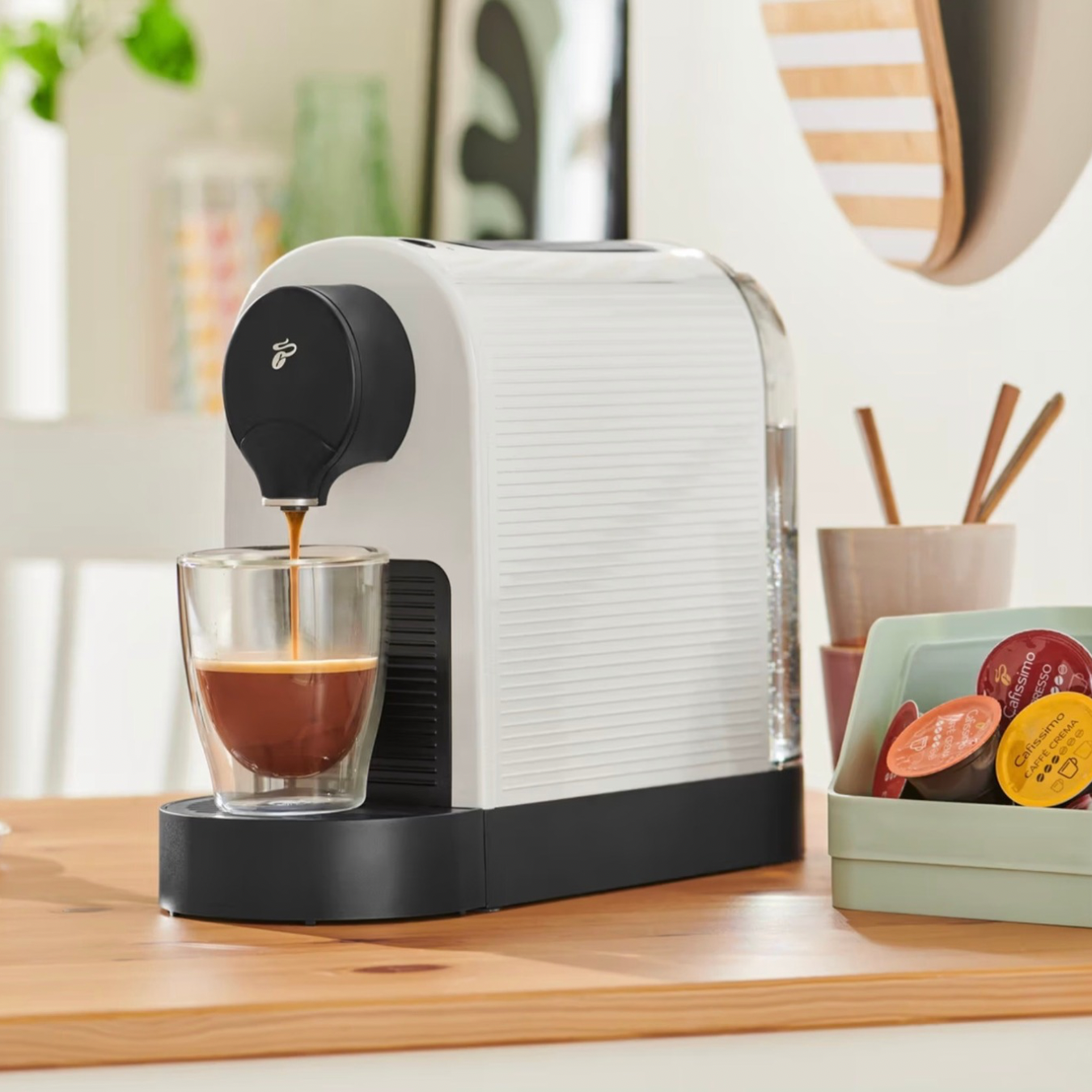 Tchibo Cafissimo pure plus white